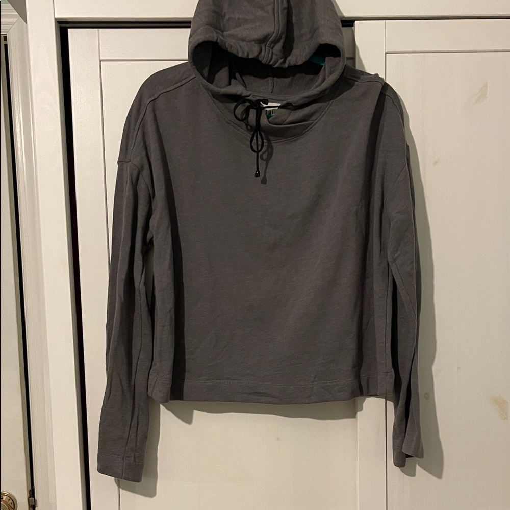 Fabletics cropped Gray Hoodie Sweatshirt